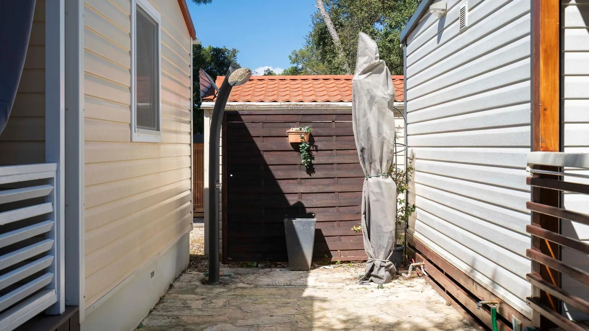 Azura Mobile Home, Biograd Na Moru 0*,