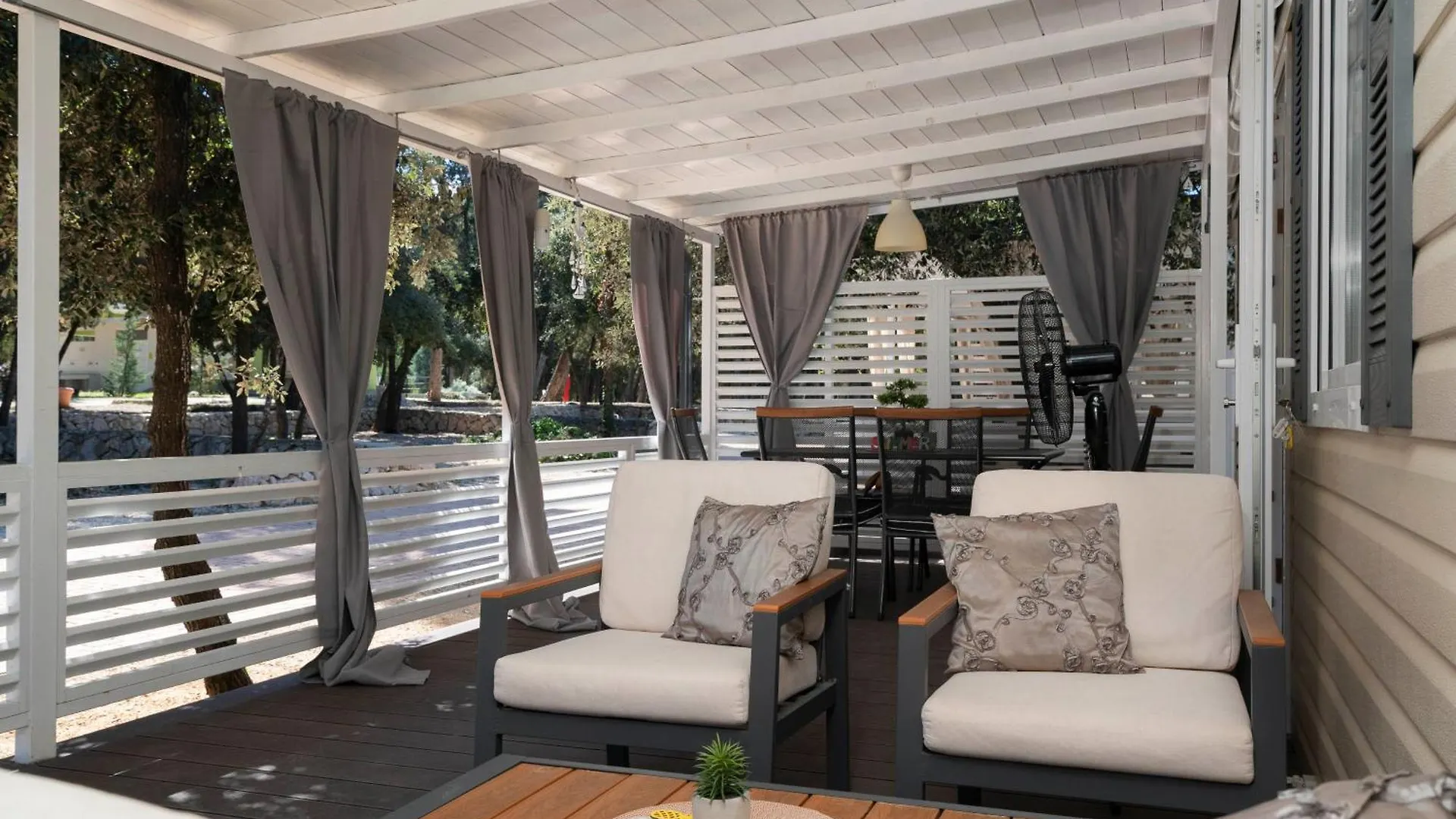 Azura Mobile Home, Biograd Na Moru